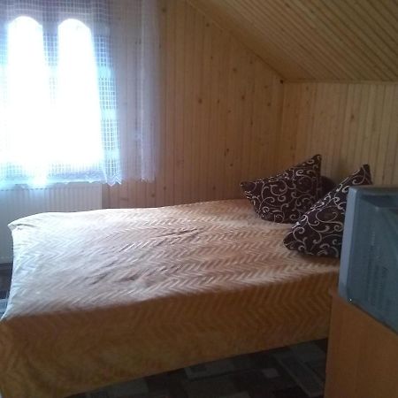Хатина В Горах Apartment Yablunytsya Luaran gambar